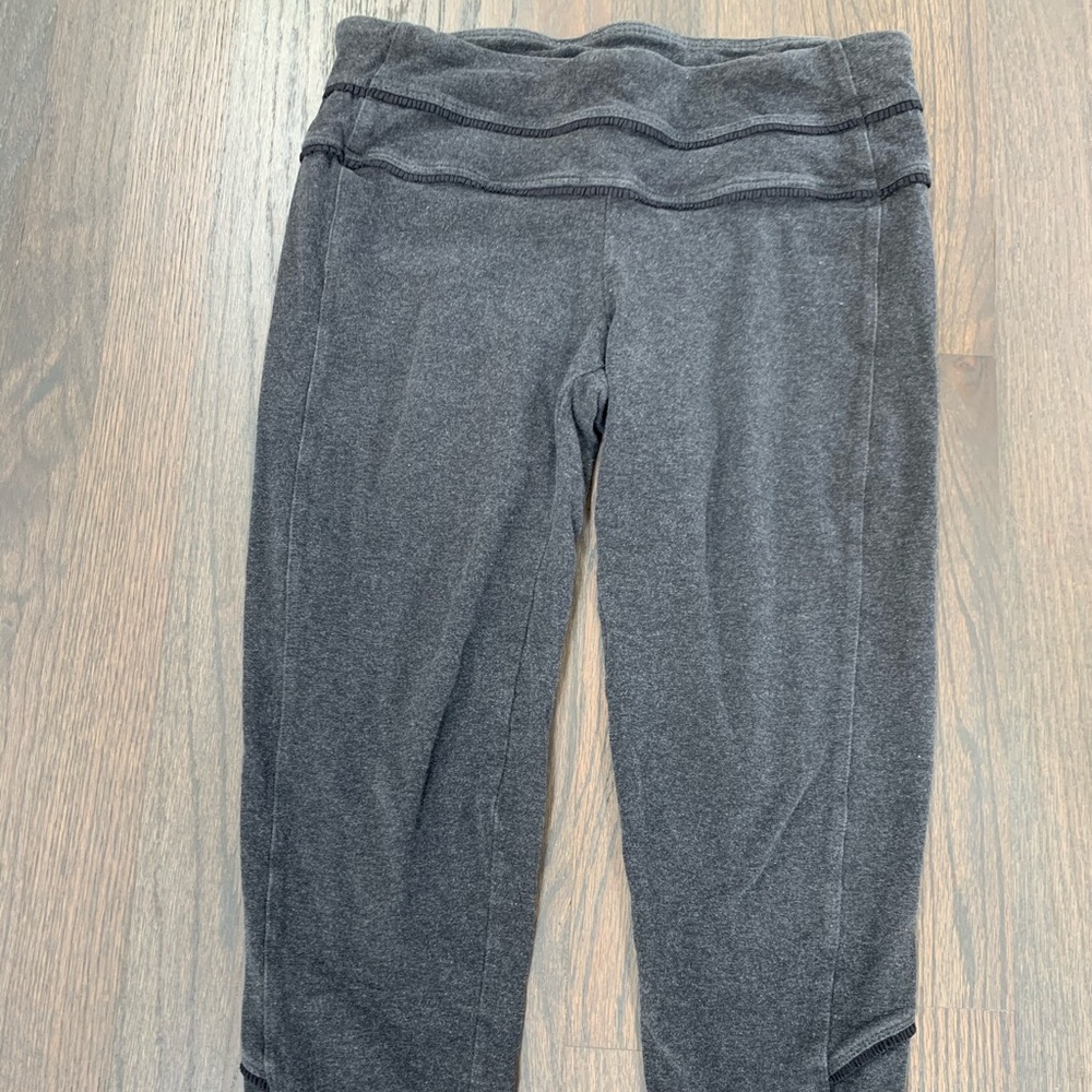 Athleta Cropped Yoga Pants